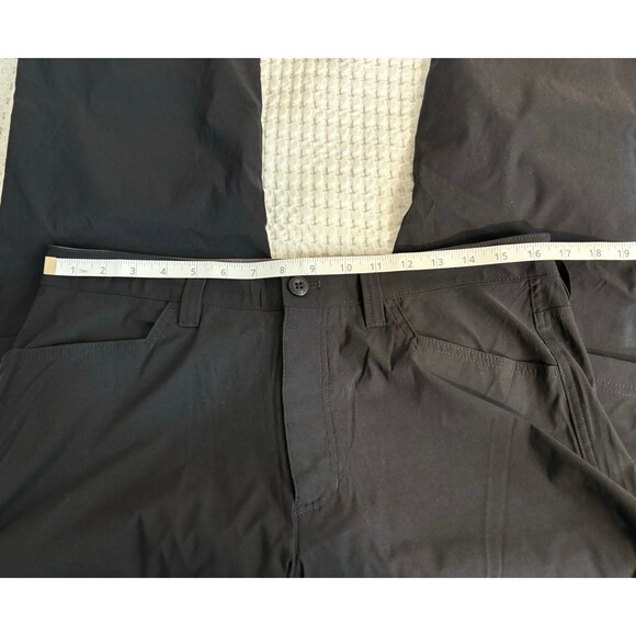 Men’s Eddie Bauer pants 34 x 32 black zip off to shorts - Picture 6 of 10